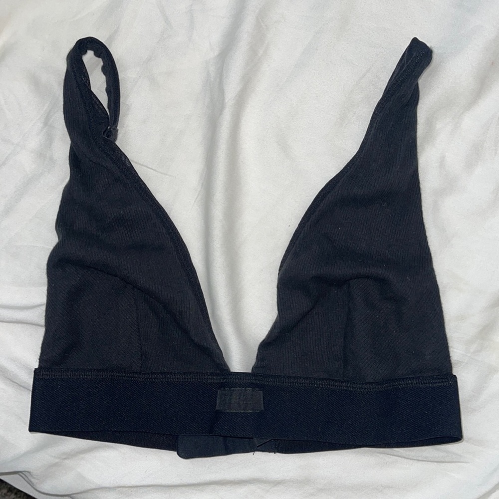 Skims bra size M